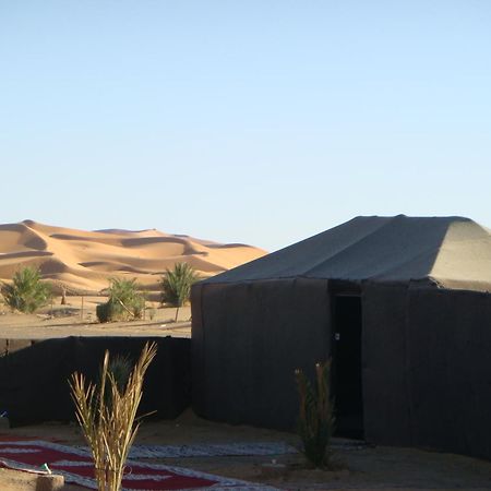Bivouac La Fibule Des Dunes Merzouga Buitenkant foto